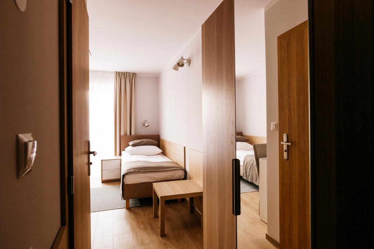 Hotel Chata Za Wsia Мыслаковице Экстерьер фото